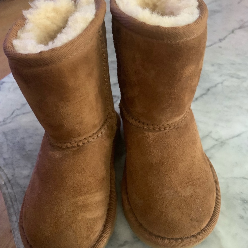 Toddler uggs